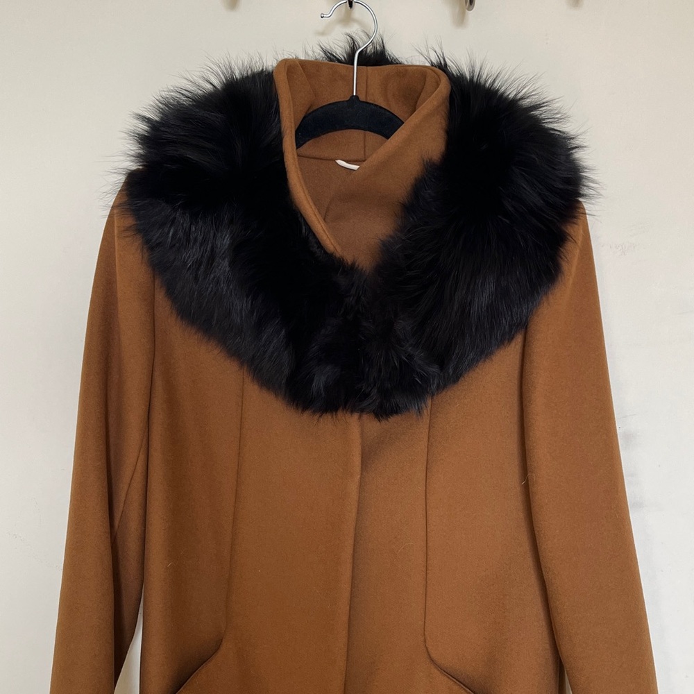 Luxurious Black Rabbit Fur Scarf - Picture 6 of 7